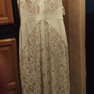 Womens beige candalite size small long dress